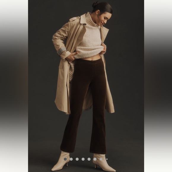 The Yaya Velvet Pull-On Flare
Jeans by Pilcro - Picture 1 of 5